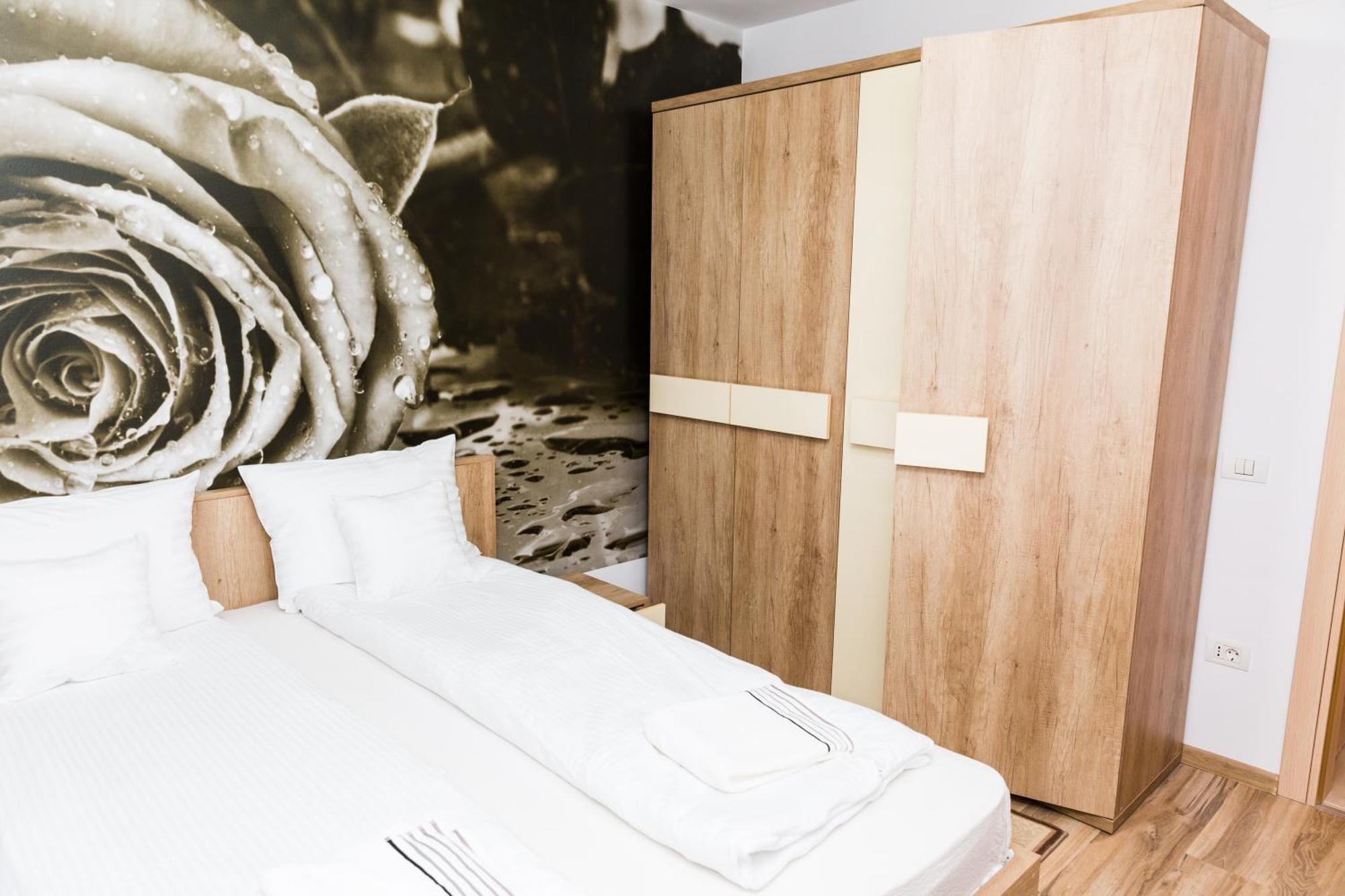 Urban Retreat Luxury Hideaway Διαμέρισμα Oradea Εξωτερικό φωτογραφία